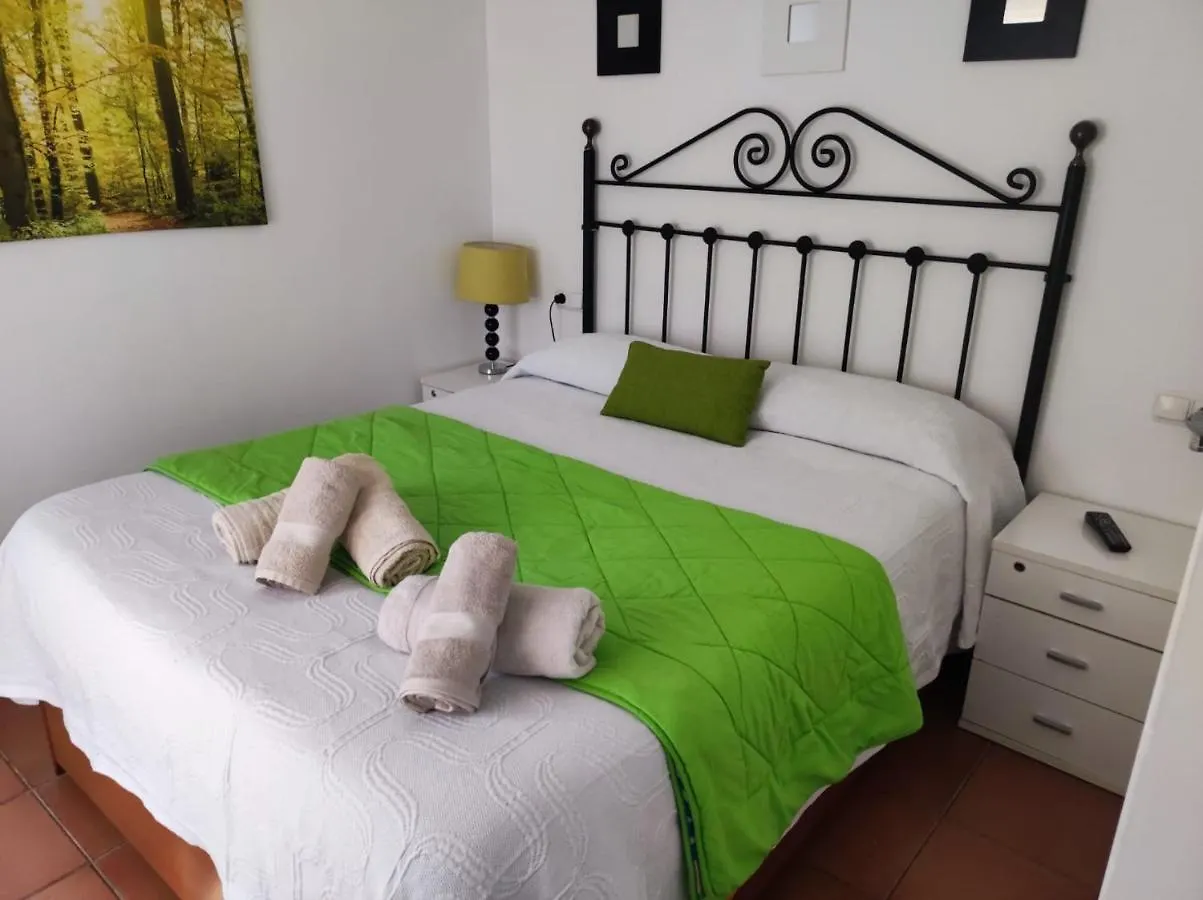 Appartamento Bonito Apartamento En Alcaidesa Con Piscina 0*,  Spagna
